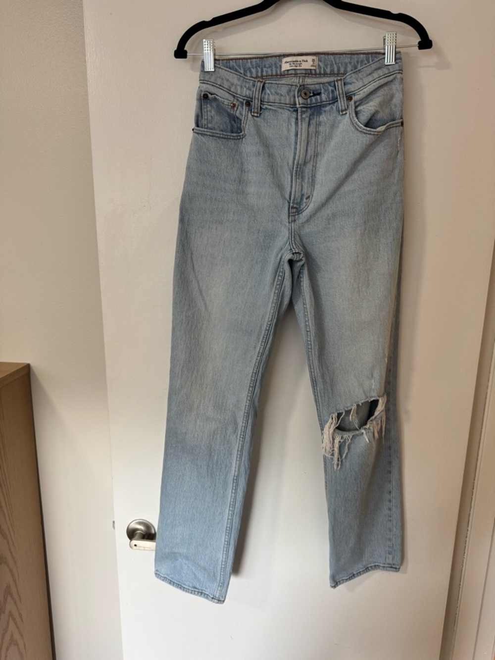 Abercrombie & Fitch Light Wash Straight Jeans with Distressed Knee